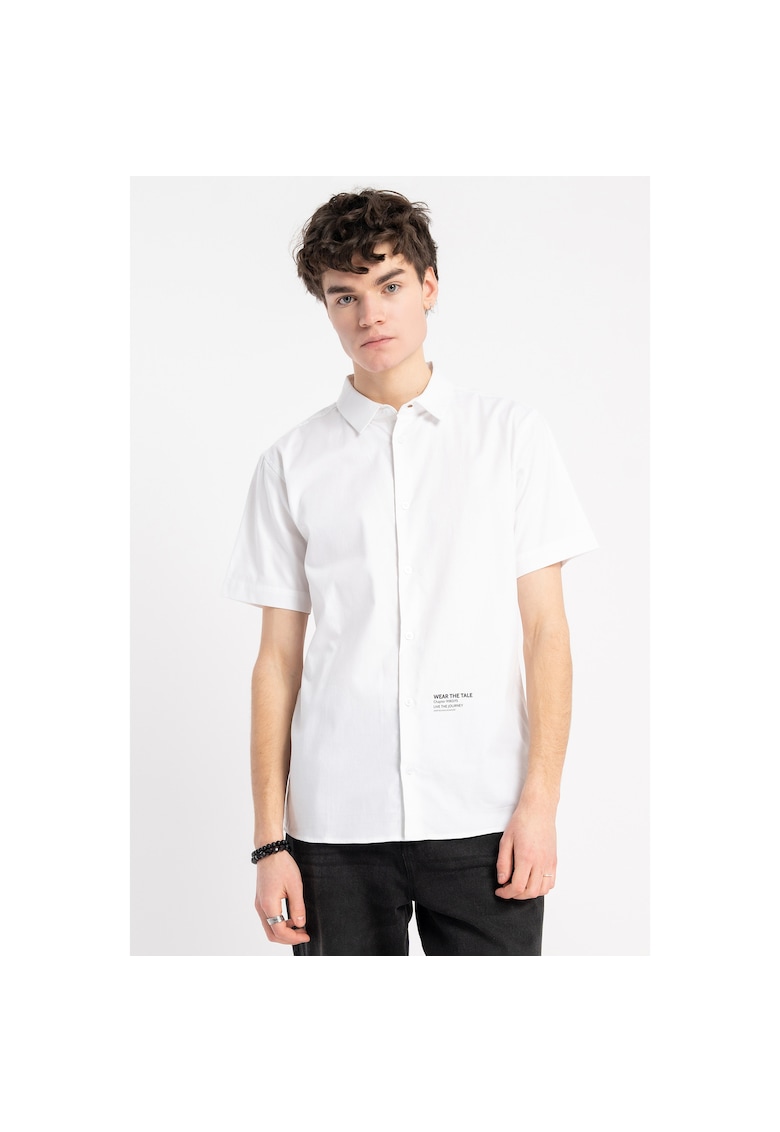 Camasa cu imprimeu text