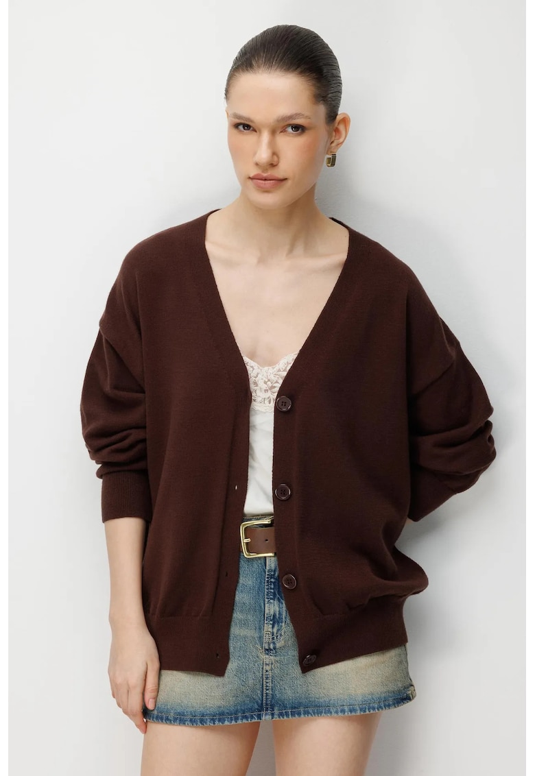 Cardigan lung tricotat - decolteu in V - inchidere cu nasturi - maro - 100% poliester - One Size