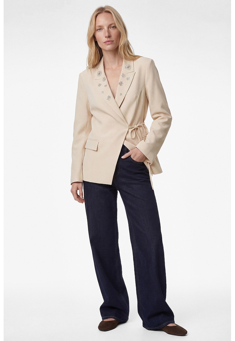 Sacou cu croiala petrecuta si strasuri - Crem