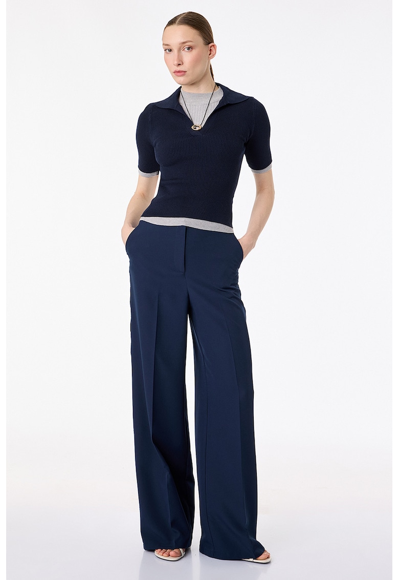 Pantaloni cu croiala ampla si buzunare laterale - Bleumarin