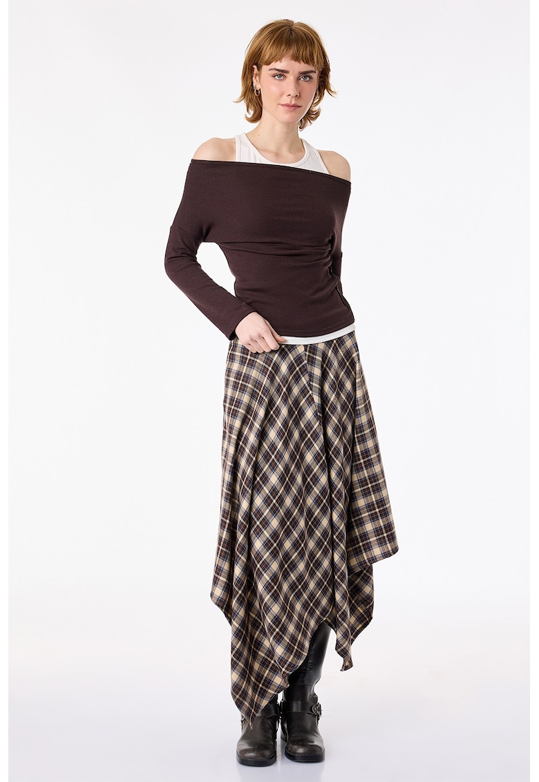 Bluza cu decolteu pe un umar - Maro cognac
