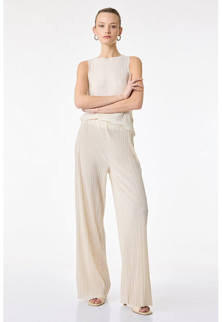 Pantaloni striati cu croiala ampla - Crem
