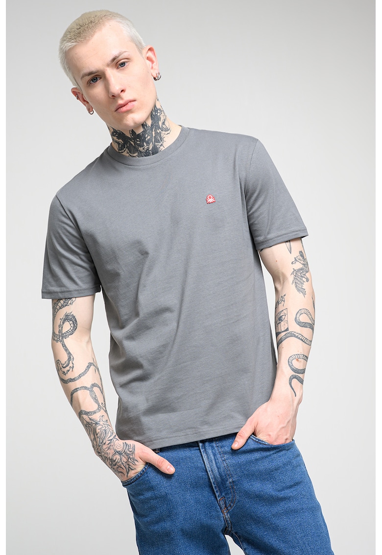 Tricou regular fit cu decolteu la baza gatului - Gri inchis