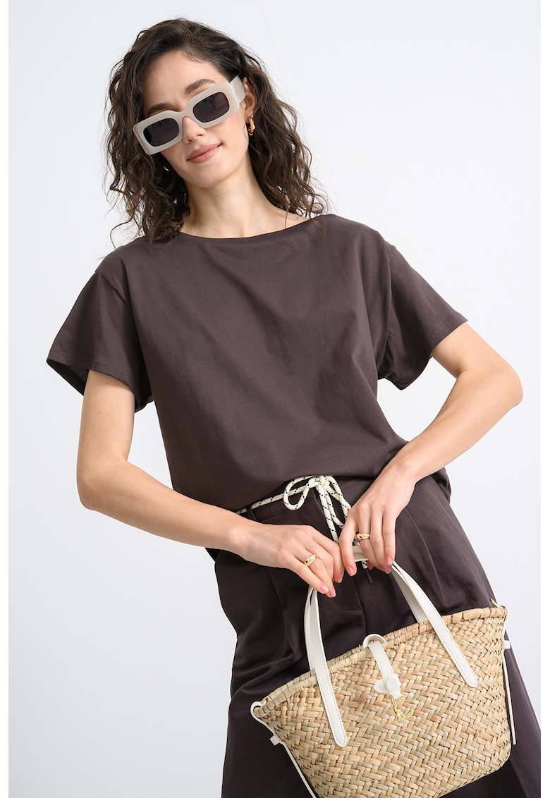 Tricou din bumbac cu decolteu barcuta - Maro inchis