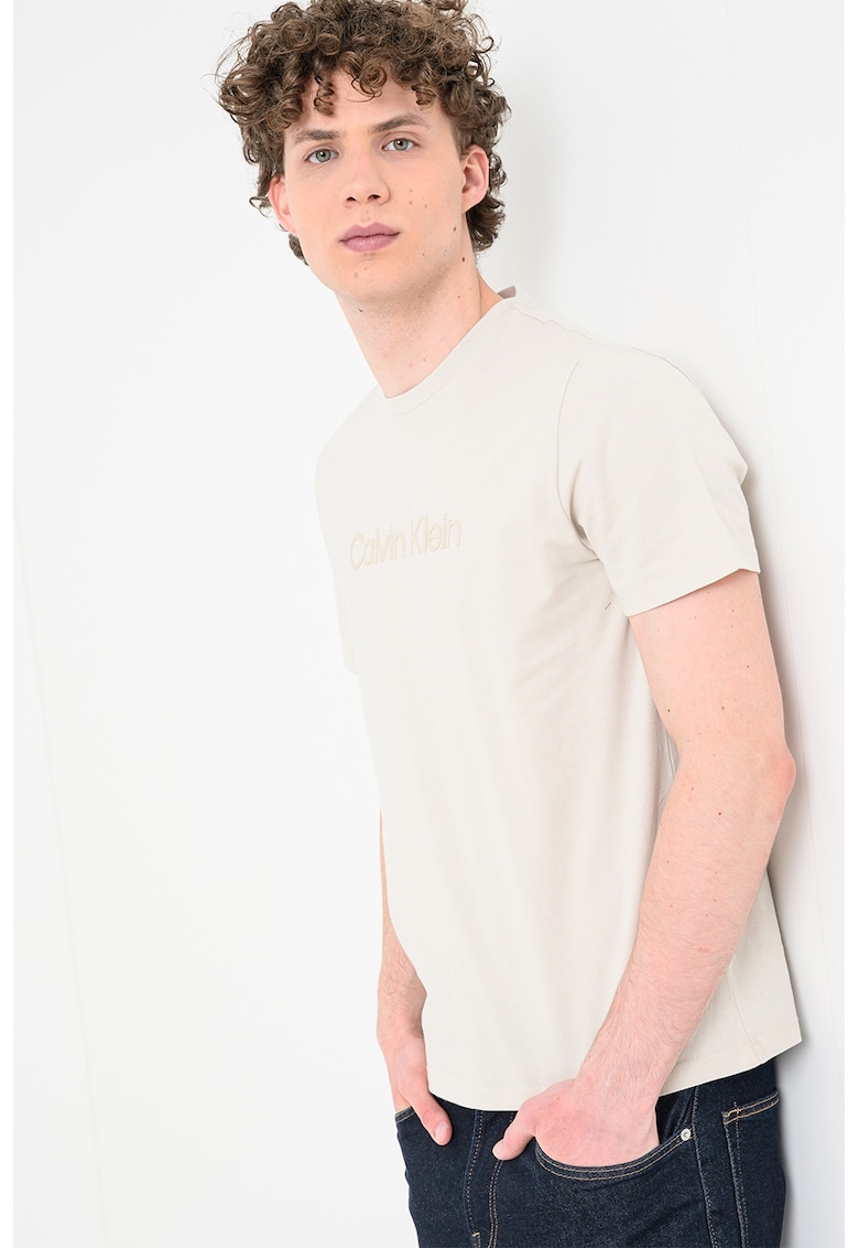 Tricou de bumbac cu decolteu la baza gatului si logo frontal - Crem