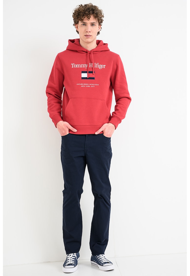 Hanorac cu buzunar kangaroo si logo brodat - Rosu