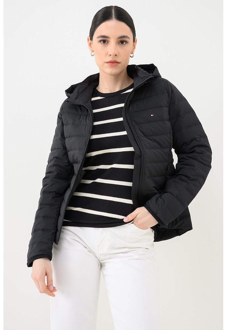 Geaca impermeabila cu puf si gluga - Negru