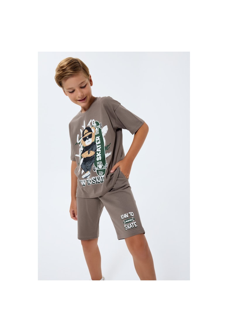 Set doua piese cu tricou si pantaloni scurti - pentru baieti - Maro inchis