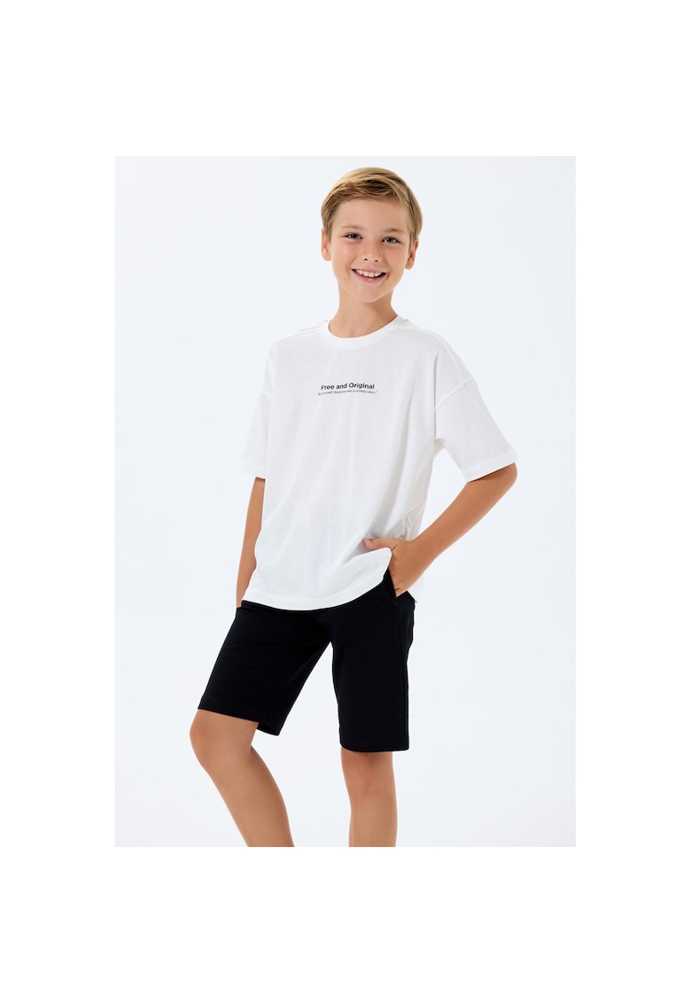 Set doua piese cu tricou si pantaloni scurti - pentru baieti - Alb