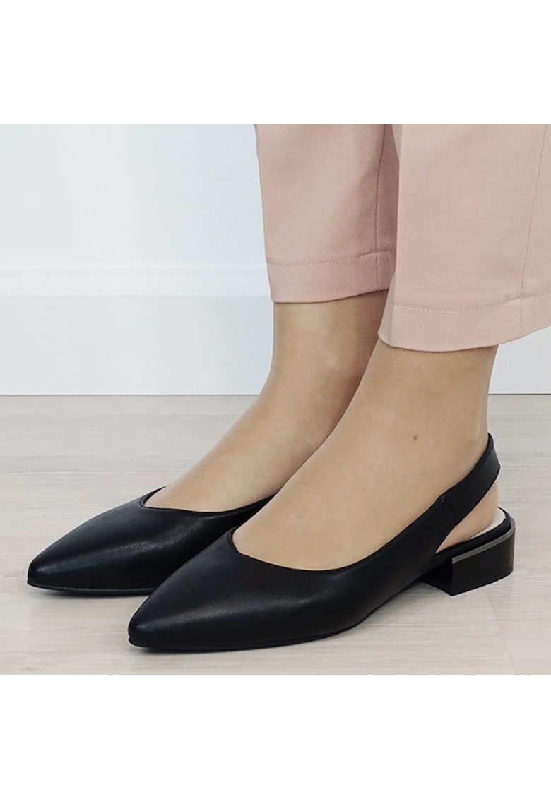 Pantofi negri decupati din piele naturala BY6943-1 03 19713 - Negru