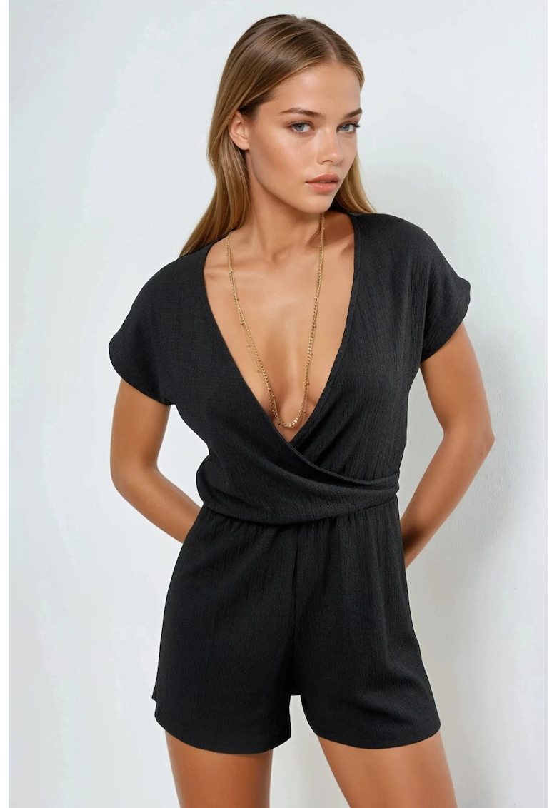 Salopeta dama - scurta cu decolteu in V - negru - textil
