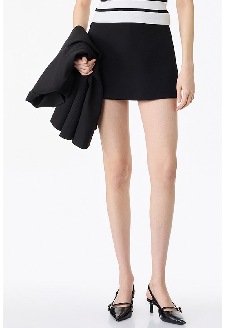 Fusta-pantalon mini uni cu talie inalta - Negru