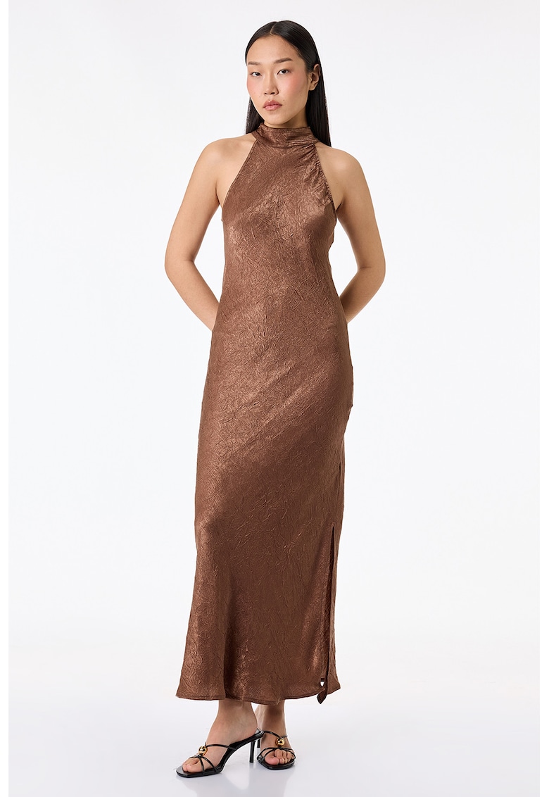 Rochie de satin fara maneci cu slit lateral - Maro scortisoara