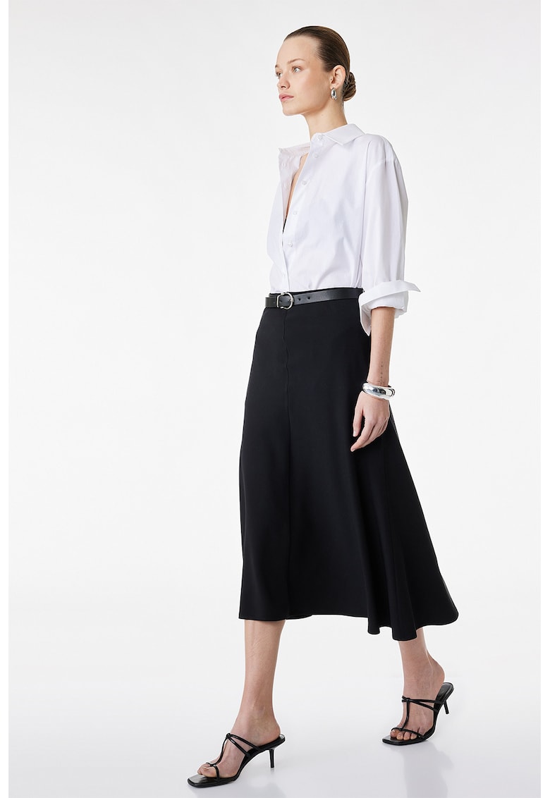 Fusta evazata cu o curea in talie - Negru