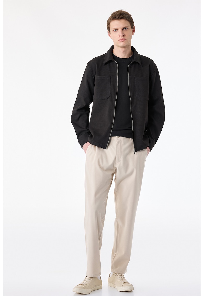 Jacheta cu buzunare aplicate pe piept - Negru