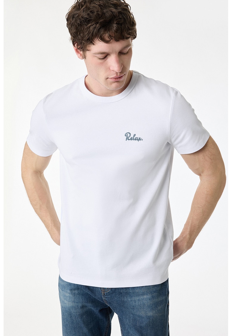 Tricou slim fit cu detaliu discret brodat - Alb