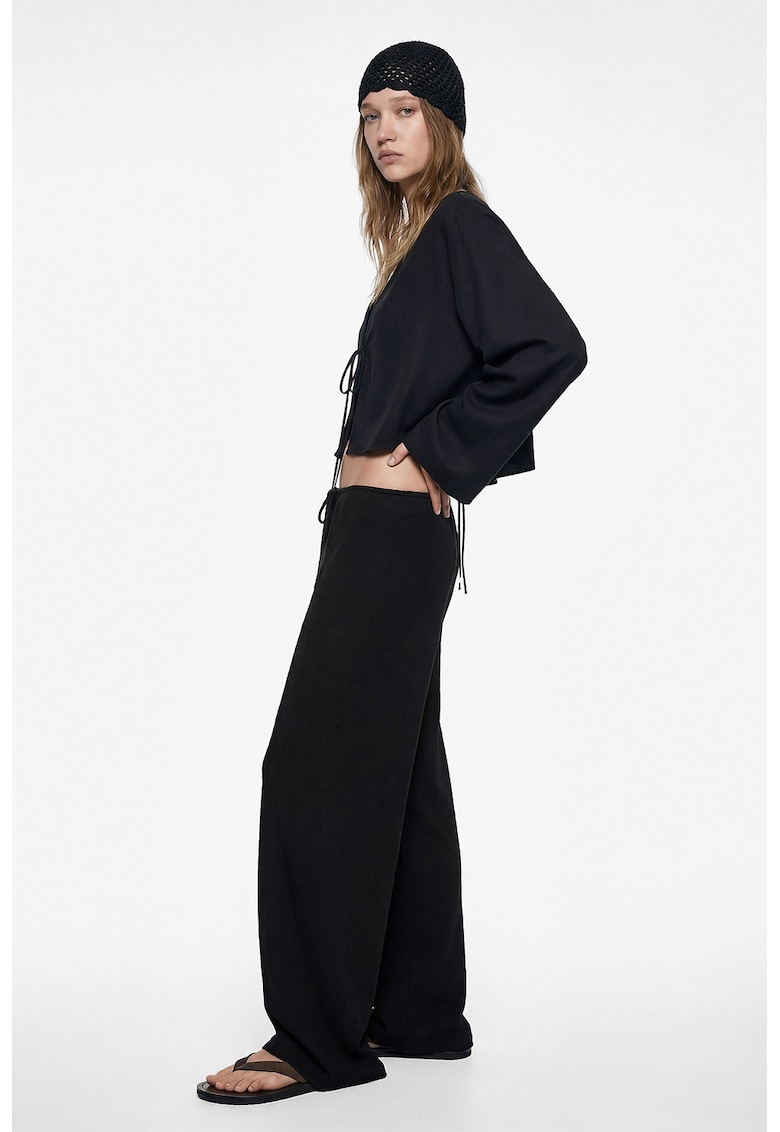 Pantaloni cu croiala ampla si talie ajustabila - Negru