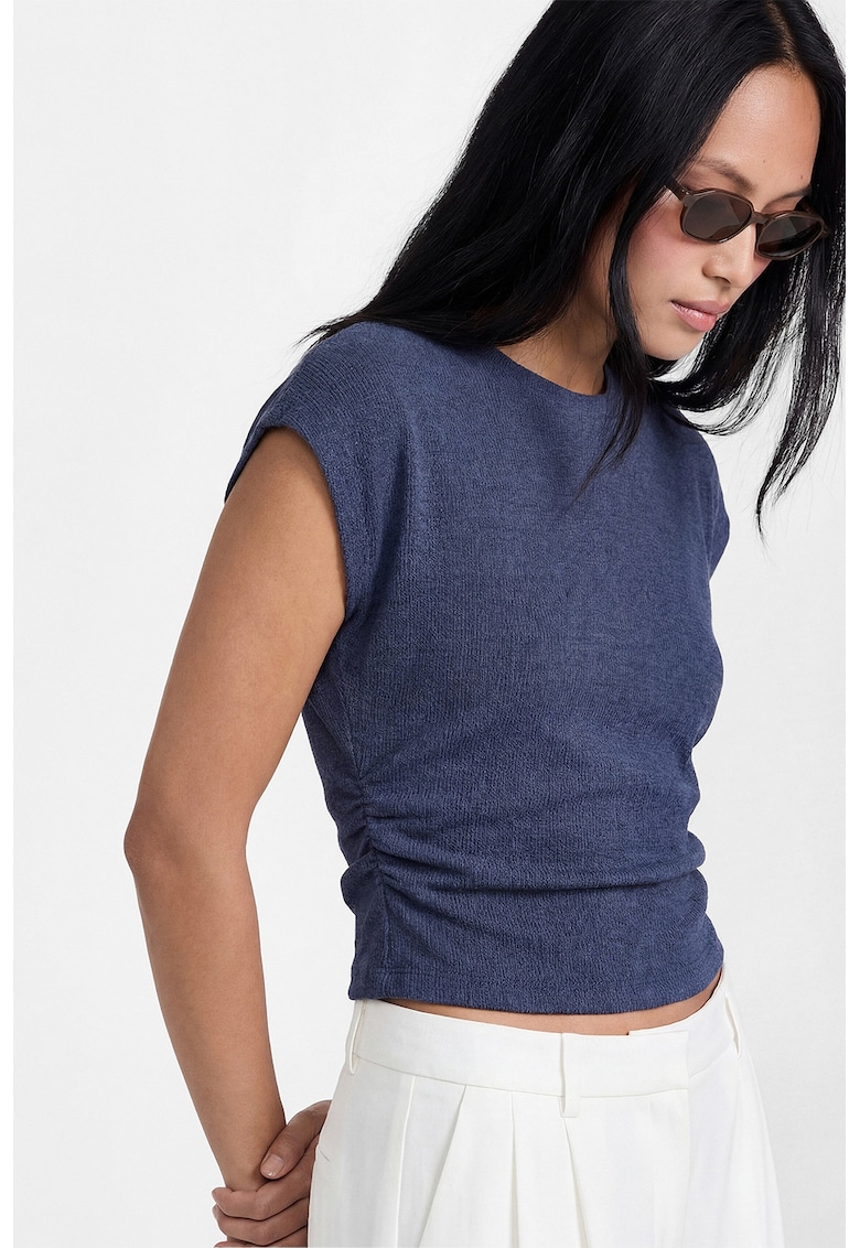 Tricou cu detalii drapate