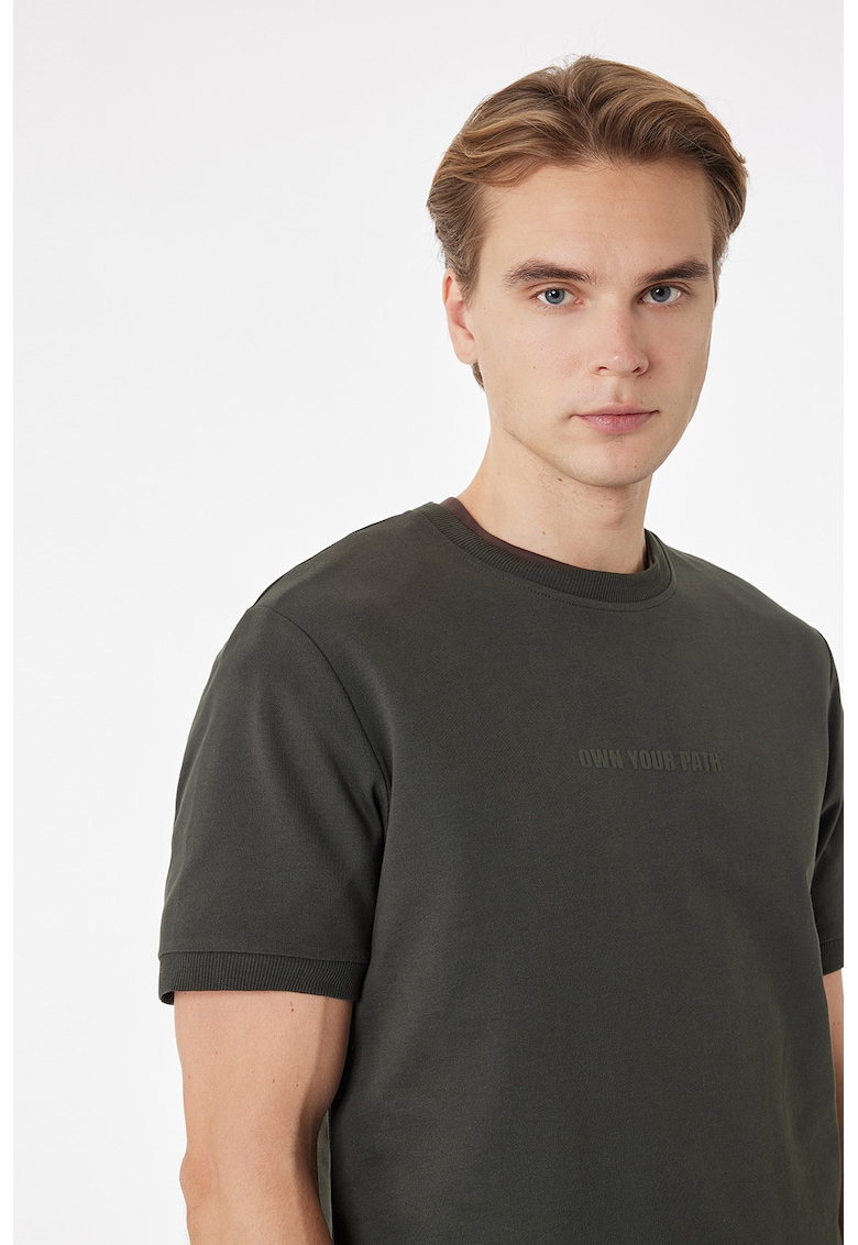 Tricou de bumbac cu decolteu la baza gatului - Kaki
