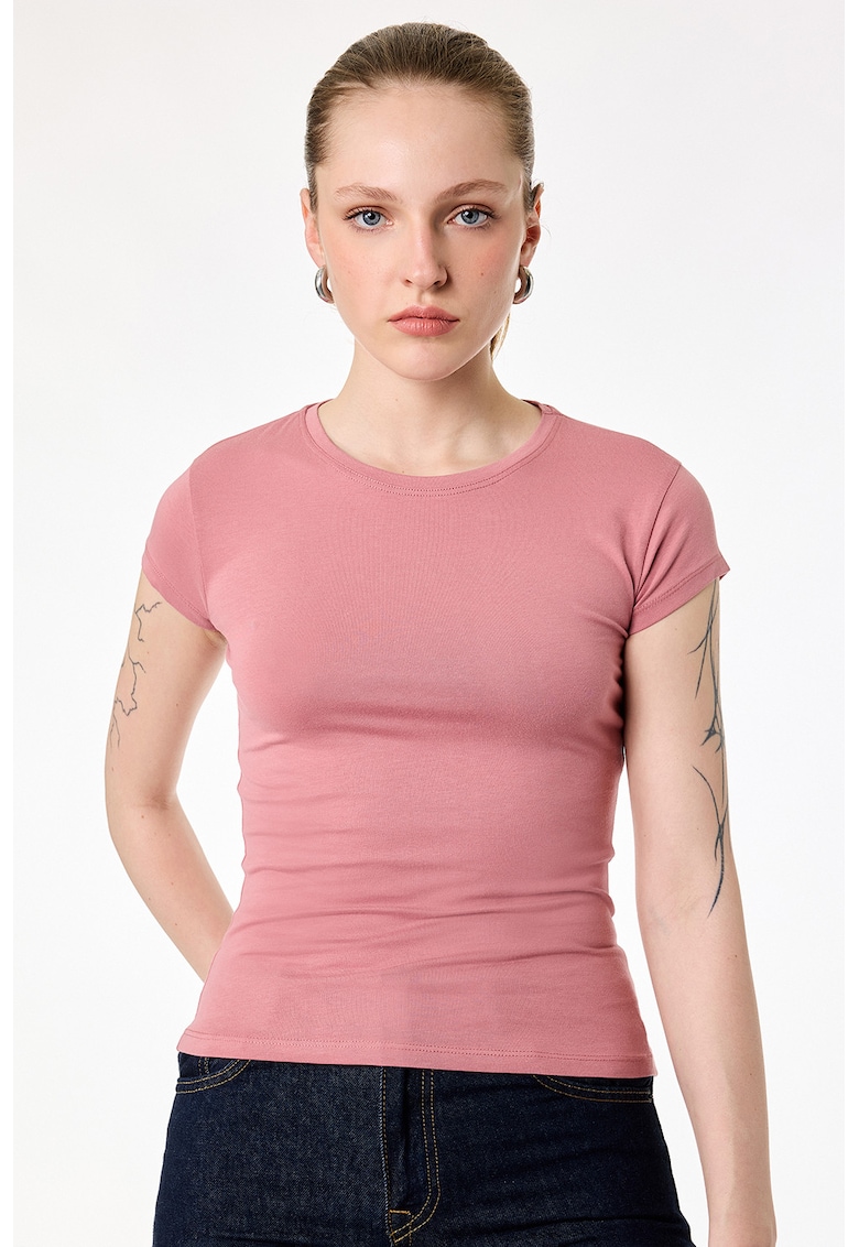 Tricou slim fit cu decolteu la baza gatului - Roz pastel