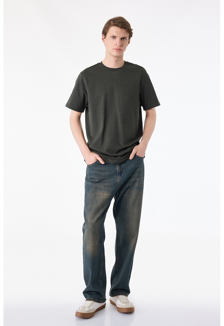 Tricou cu decolteu la baza gatului - Verde padure