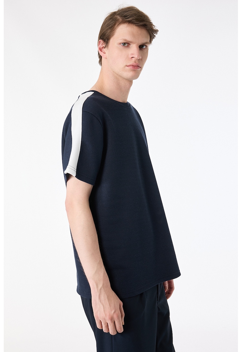 Tricou cu benzi contrastante pe maneci - Bleumarin
