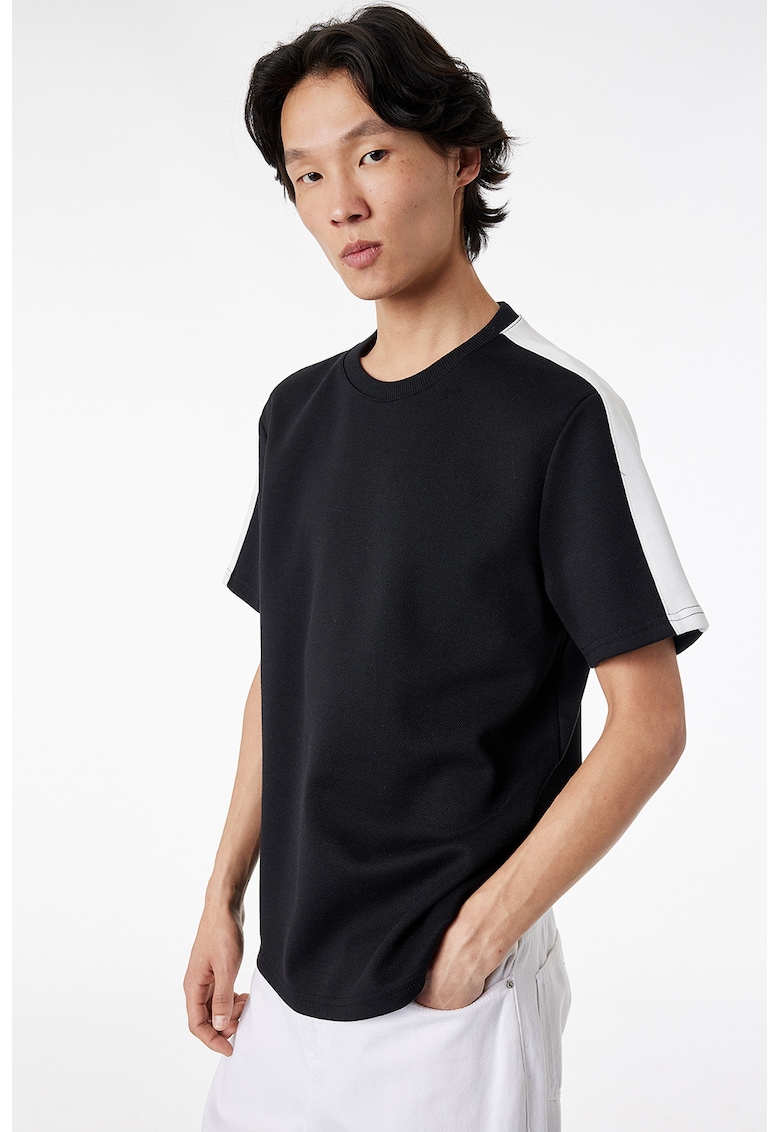 Tricou cu benzi contrastante pe maneci - Negru/Alb murdar