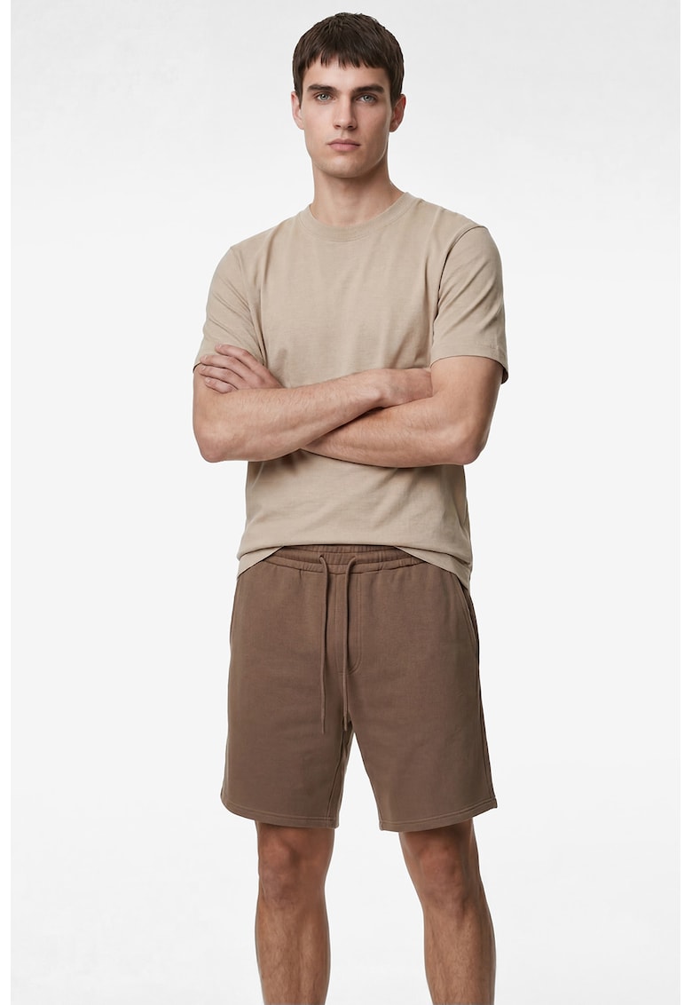 Pantaloni scurti cu buzunare laterale - Maro
