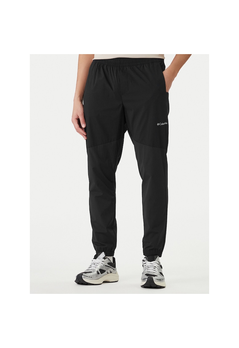 Pantaloni sport barbati - negru - 50% nailon reciclat - 43% nailon - 7% elastan