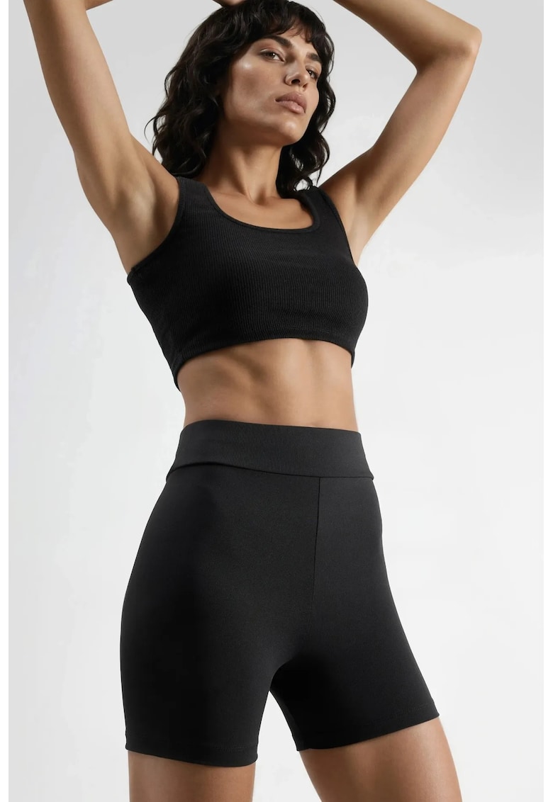 Pantaloni scurti - talie medie - croiala mulata - negru - textil