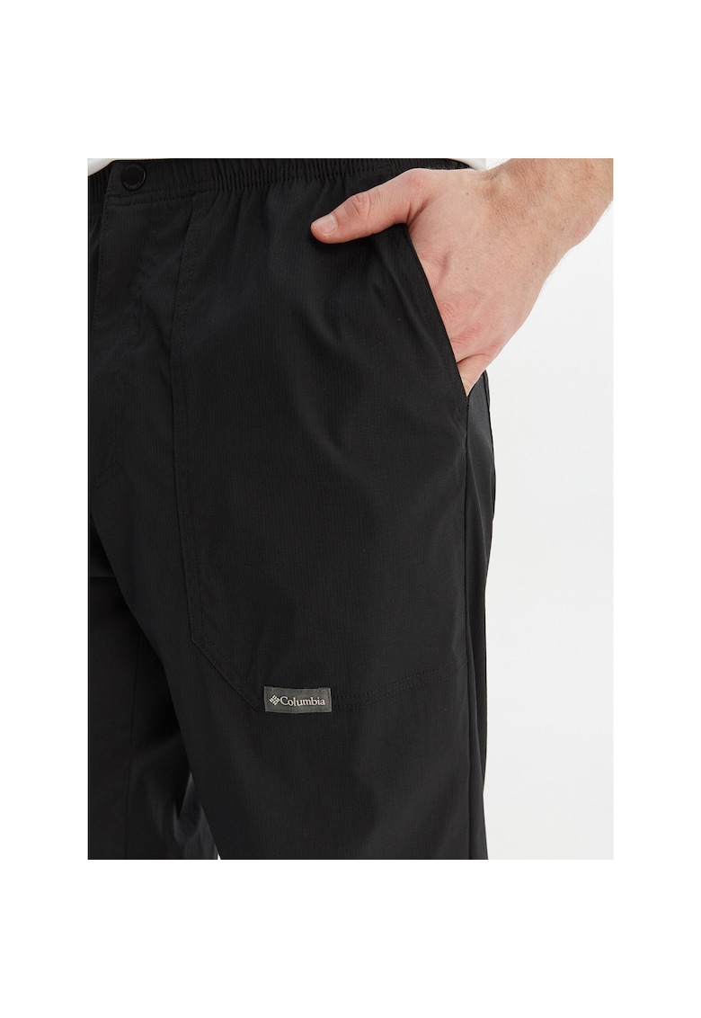 Pantaloni sport barbati - negru - 96% nailon - 4% elastan