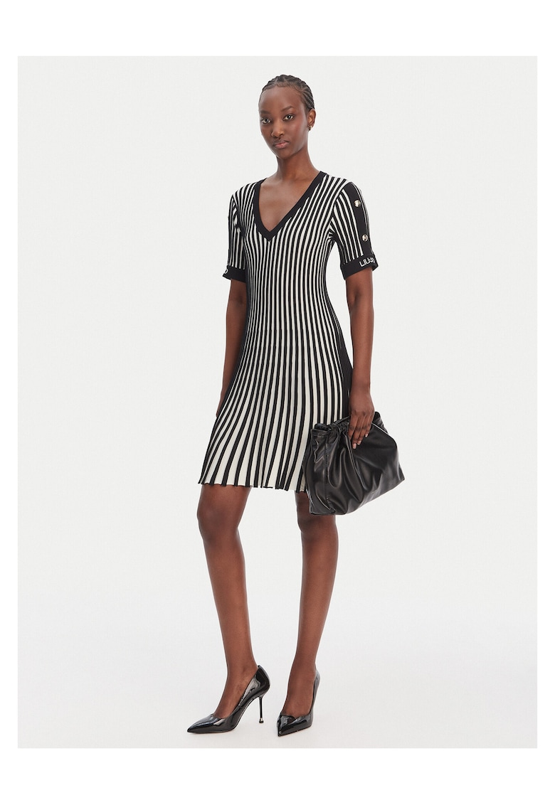Rochie tricotata - maneca scurta - neagra - 65% viscoza - 35% poliamida