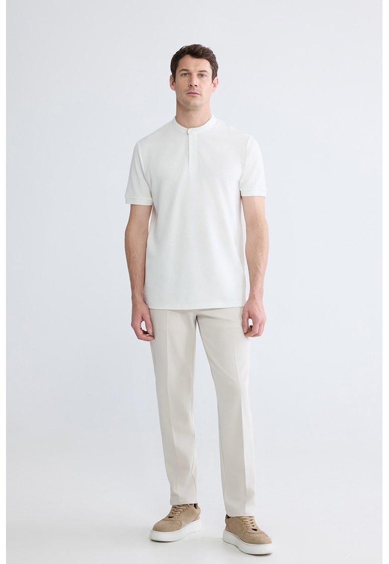 Tricou regular fit cu guler scurt - Alb