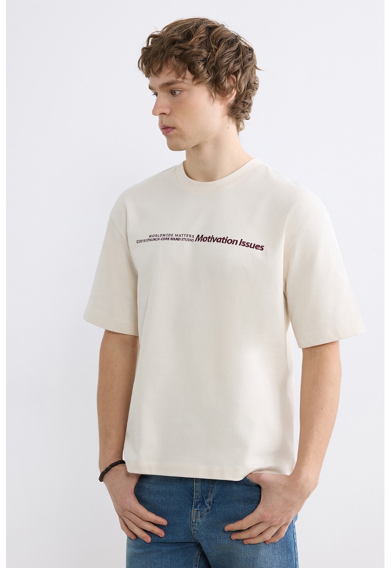 Tricou de bumbac cu text brodat - Visiniu/Alb fildes