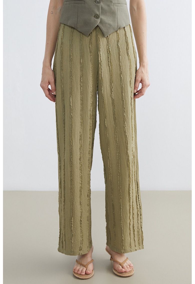 Pantaloni drepti texturati cu croiala ampla - Kaki