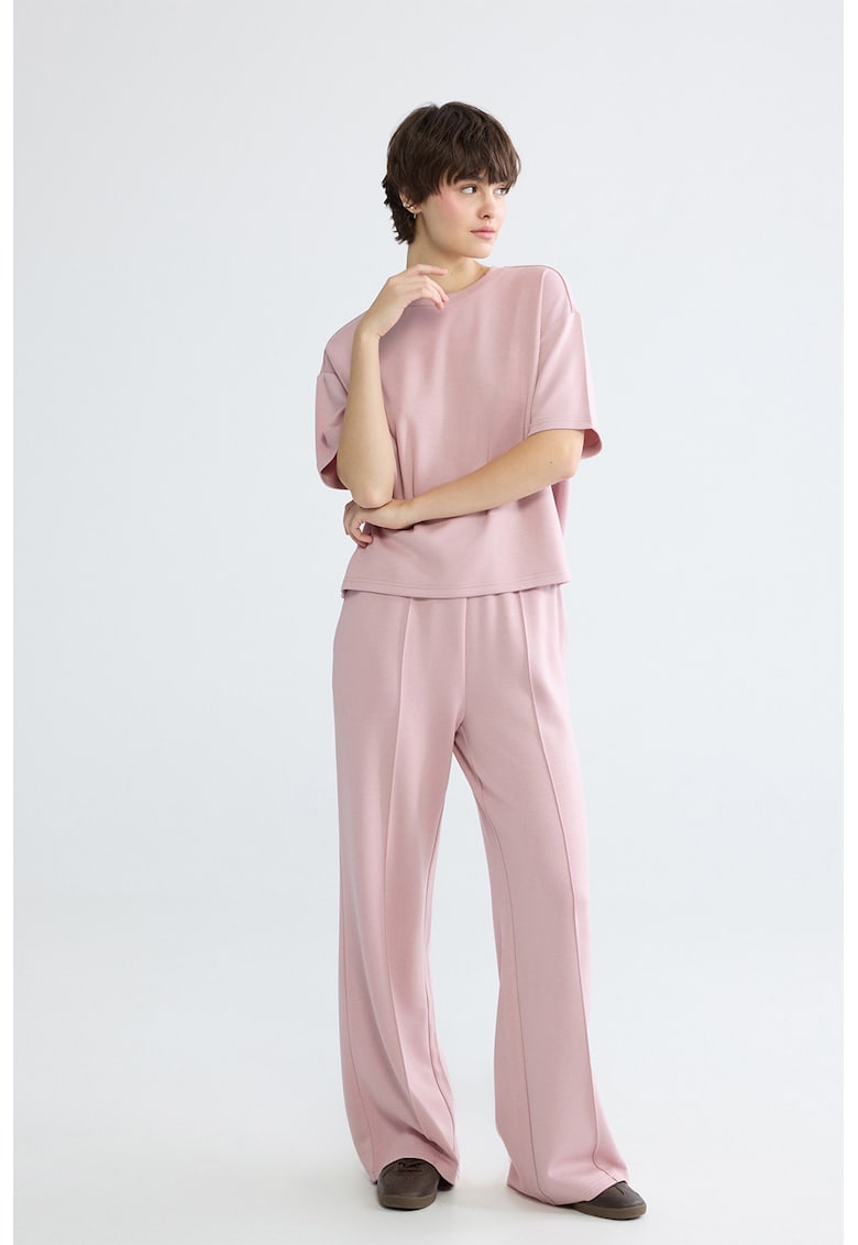 Pantaloni de trening cu croiala ampla si detaliu cu pensa - Roz prafuit