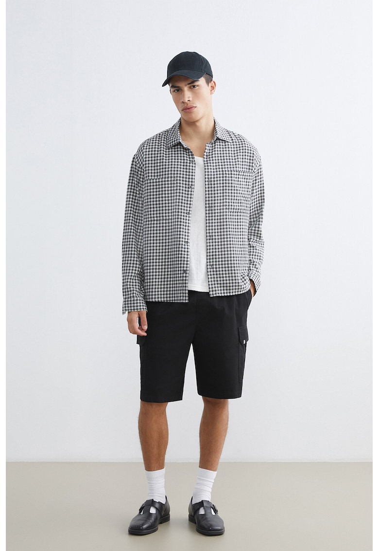 Pantaloni scurti cargo cu snur in talie - Negru
