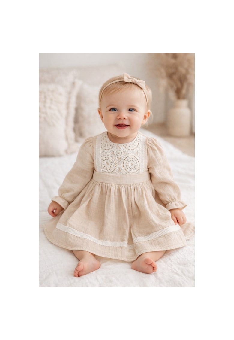 Rochita bebe fetite eleganta bej cu dantela maneca lunga din muselina