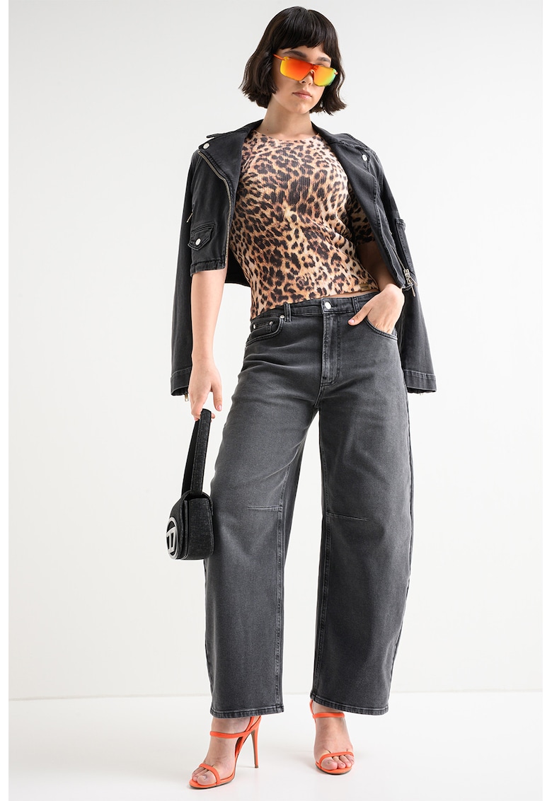Tricou slim fit cu animal print - Maro/Crem
