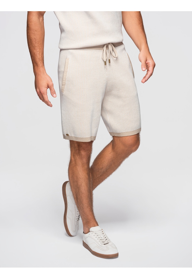 Pantaloni scurti din tricot OM-SRCS-0202 - Bej