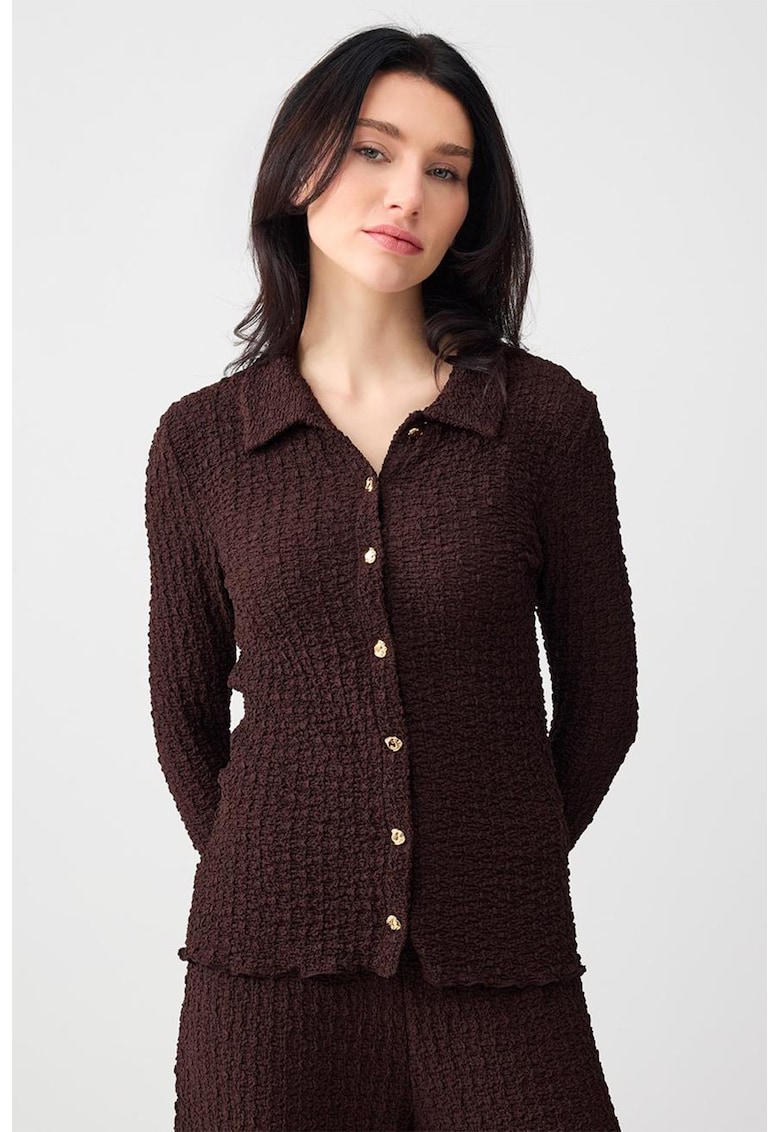 Camasa tricotata cu croiala slim-fit si model texturat