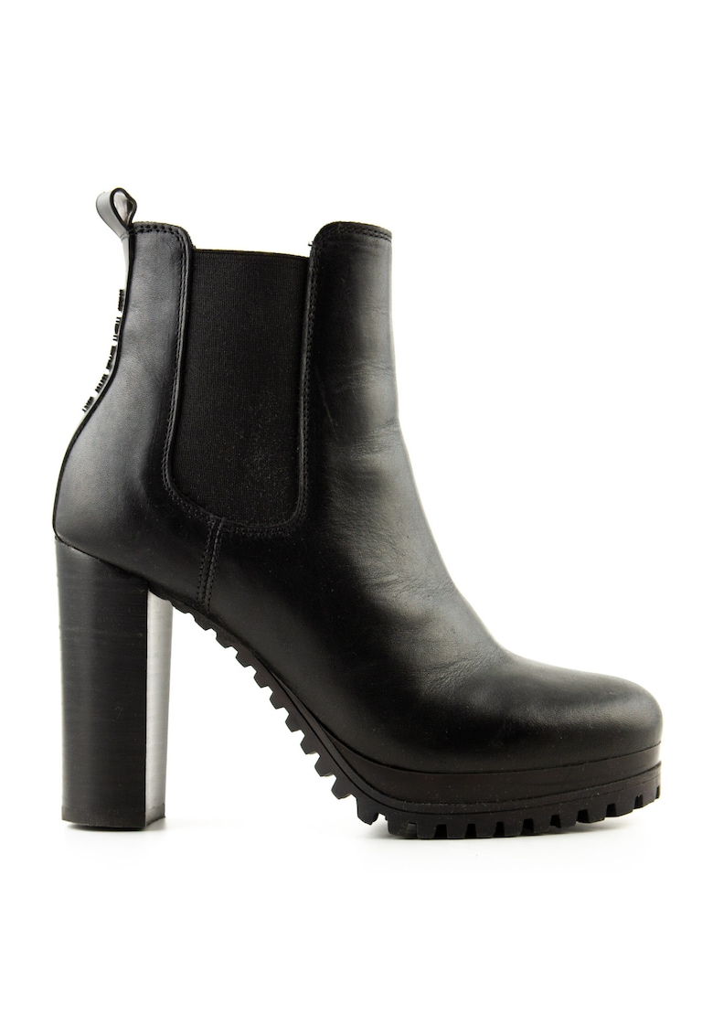 Cizme cu toc din piele -