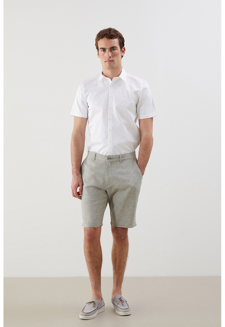 Pantaloni scurti chino din amestec de in - Gri