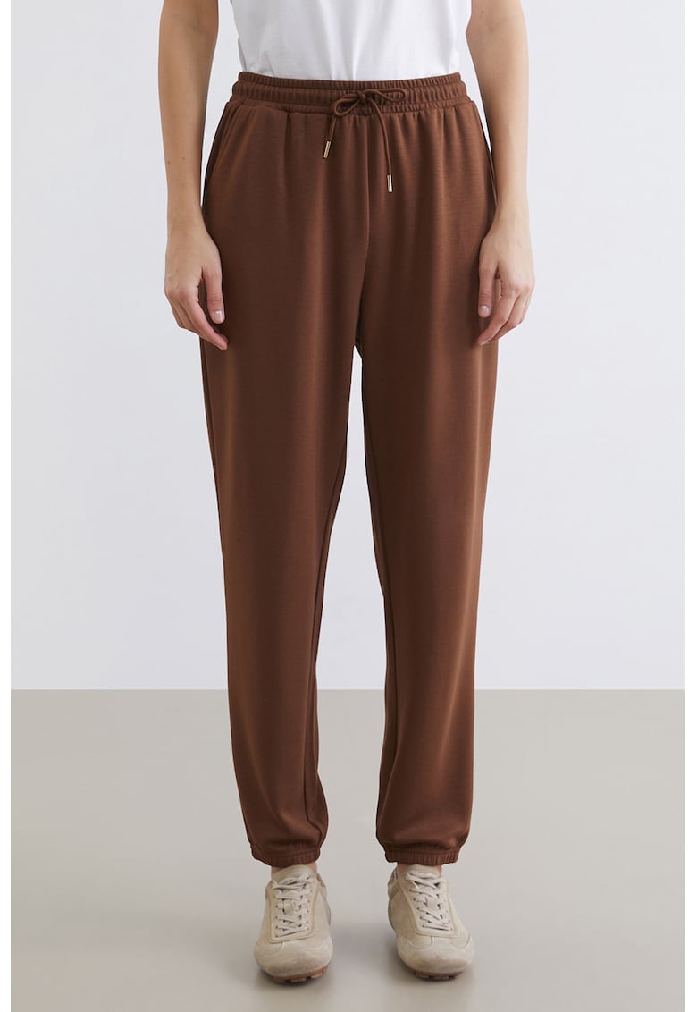 Pantaloni de trening cu doua buzunare oblice - Maro