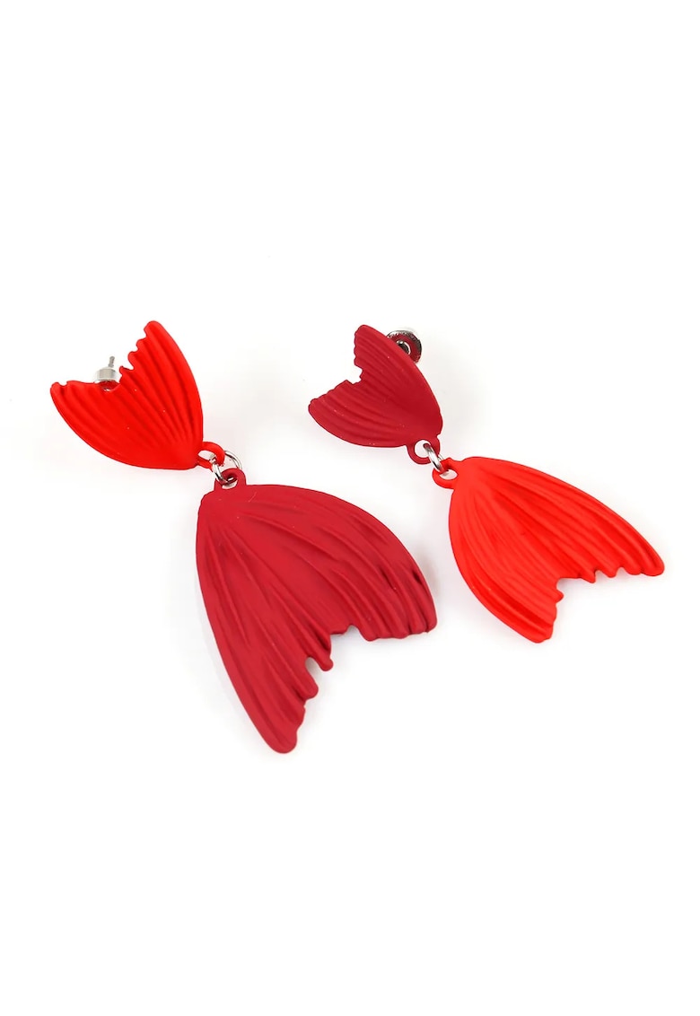 Cercei asimetrici in nuante de rosu