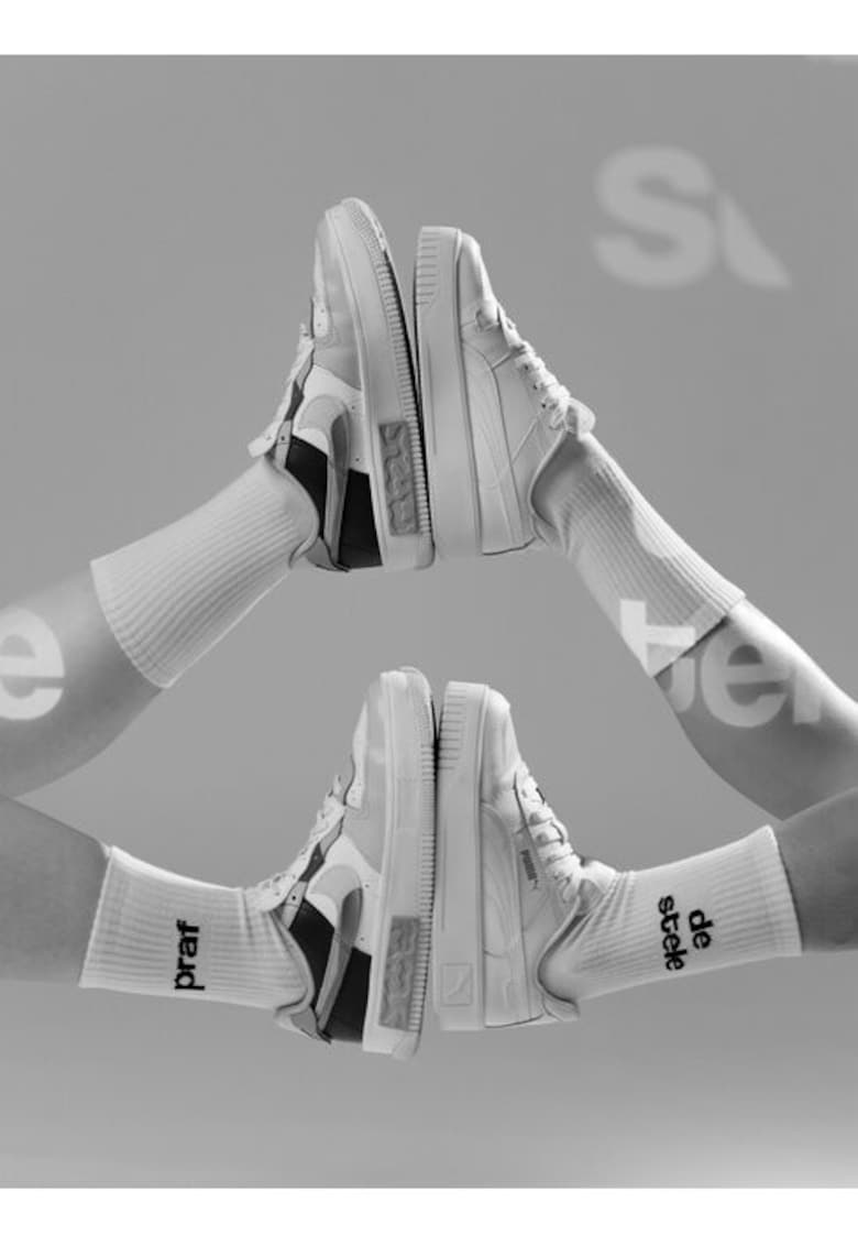 Sosete unisex \""praf de stele\"" - x Tombabe collab - Alb