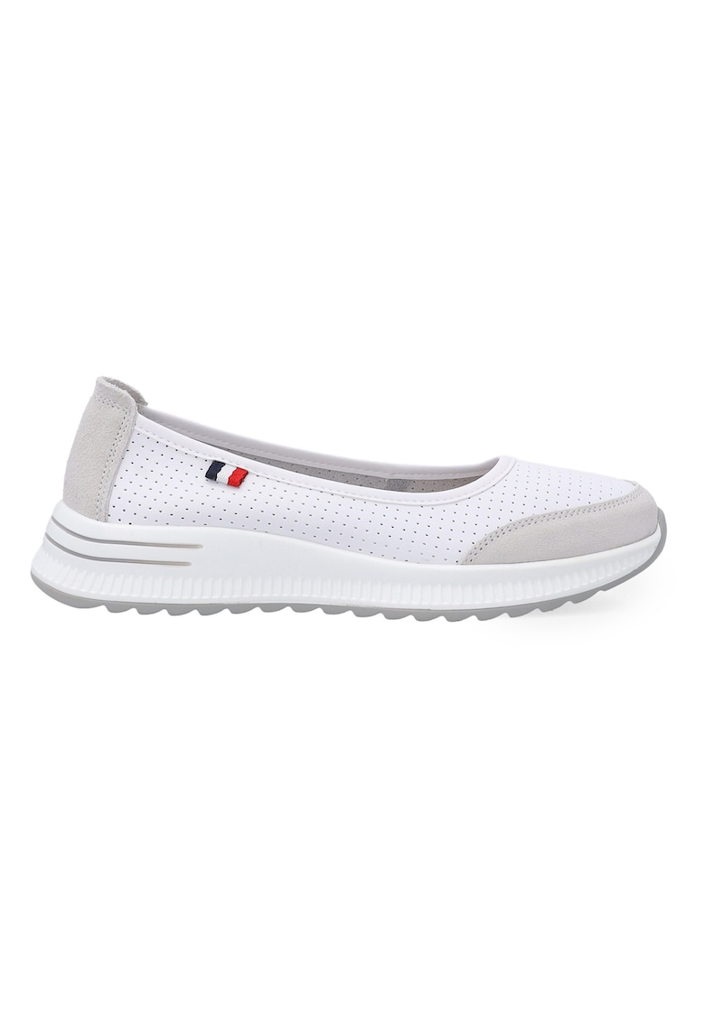 Balerini din piele cu detalii perforate
