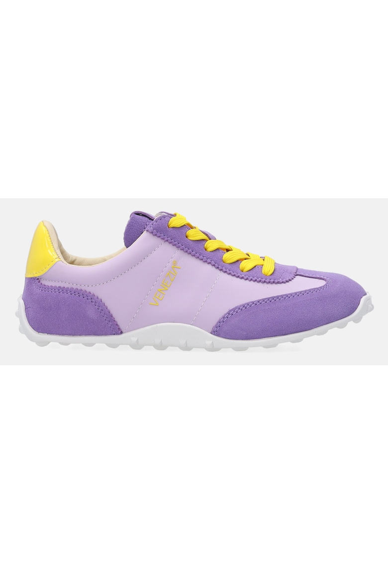 Pantofi sport cu insertii din piele lacuita si intoarsa