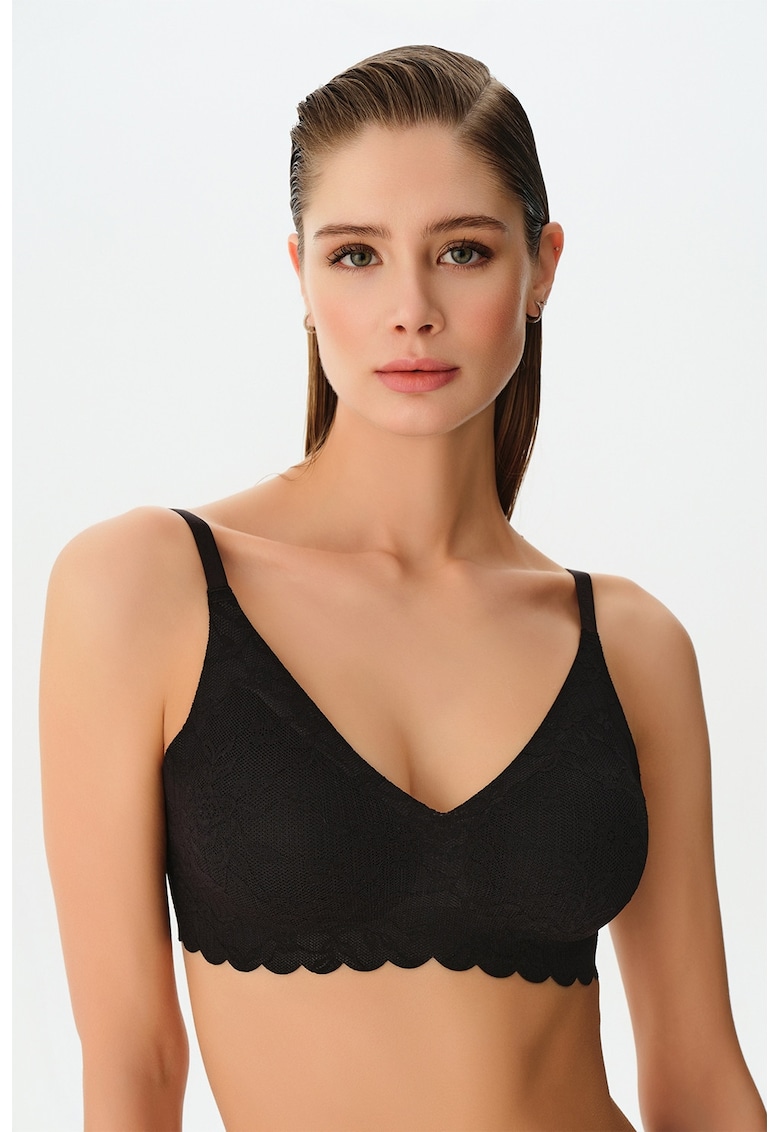 Sutien din dantela cu bretele ajustabile - Negru