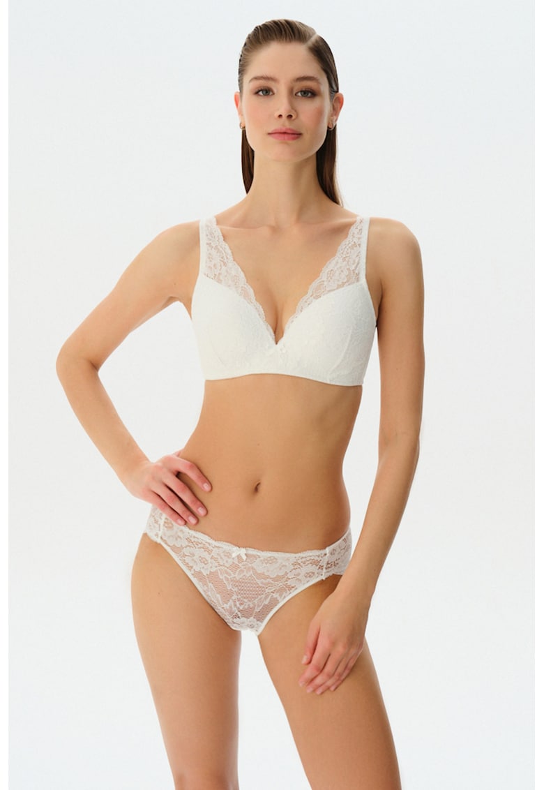 Chiloti brazilieni din dantela cu talie joasa - Alb -